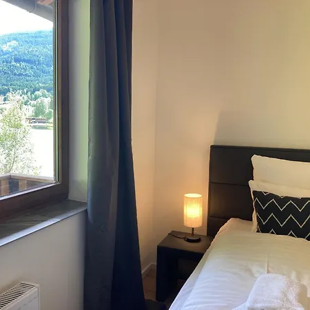 Apartment Mit Balkon Und 2 Schlafzimmer *