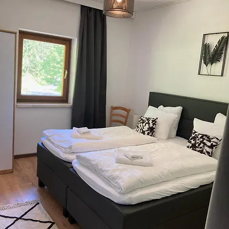 Apartment Mit Balkon Und 2 Schlafzimmer